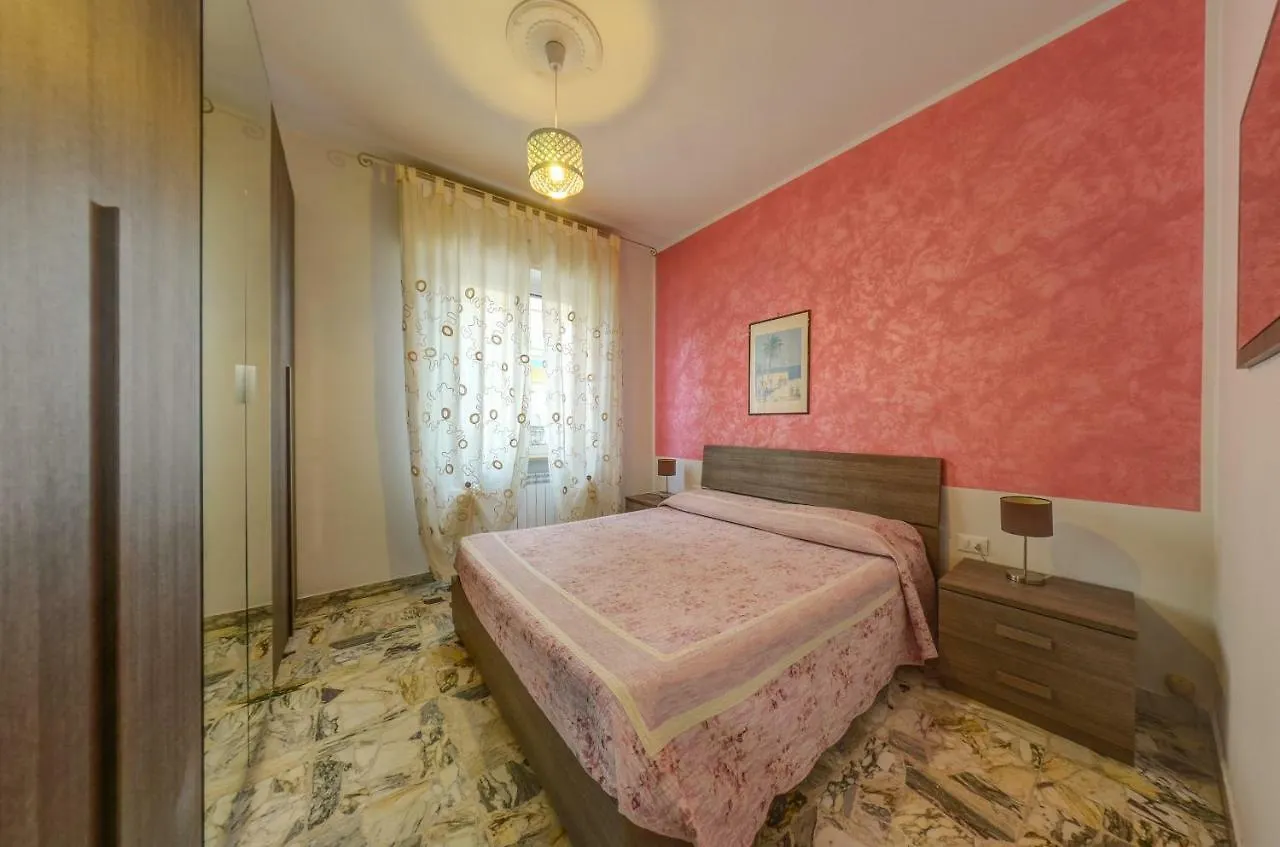 Casa Vacanza Shanaia 皮特拉利古