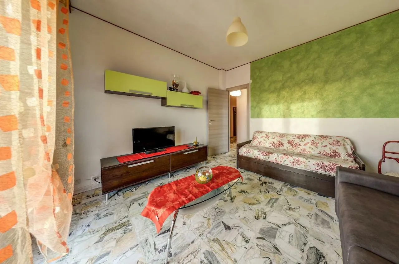Casa Vacanza Shanaia 皮特拉利古